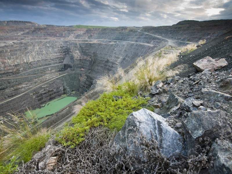 De Beers invests in research to make carbon-neutral mining a possibility