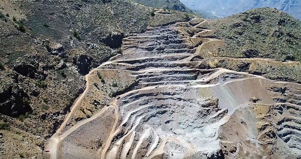 Three Valley Copper suspende operaciones en su mina Minera Tres Valles