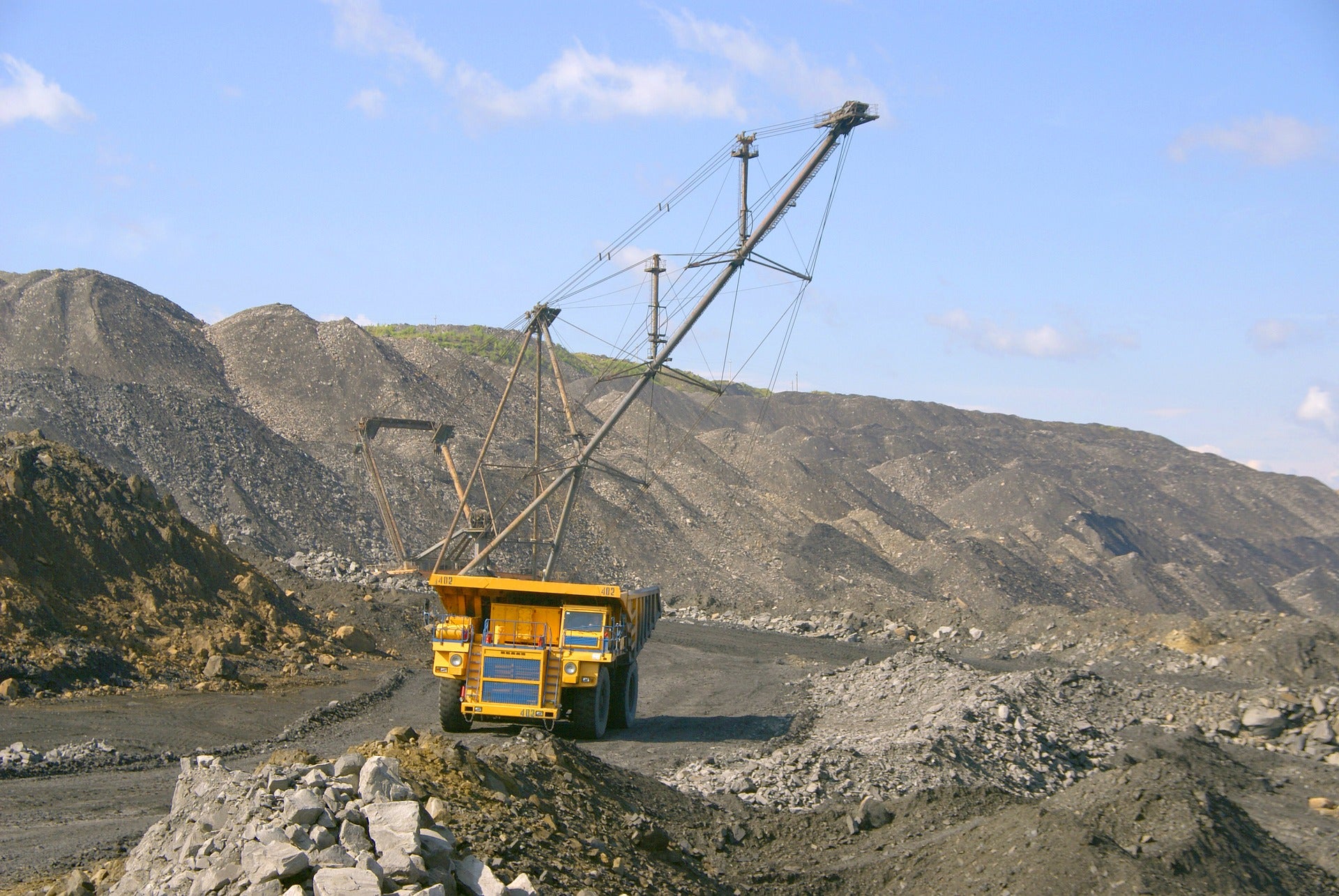 Firefinch and China's Ganfeng take FID for Mali lithium project Firefinch and China's Ganfeng take FID for Mali lithium project