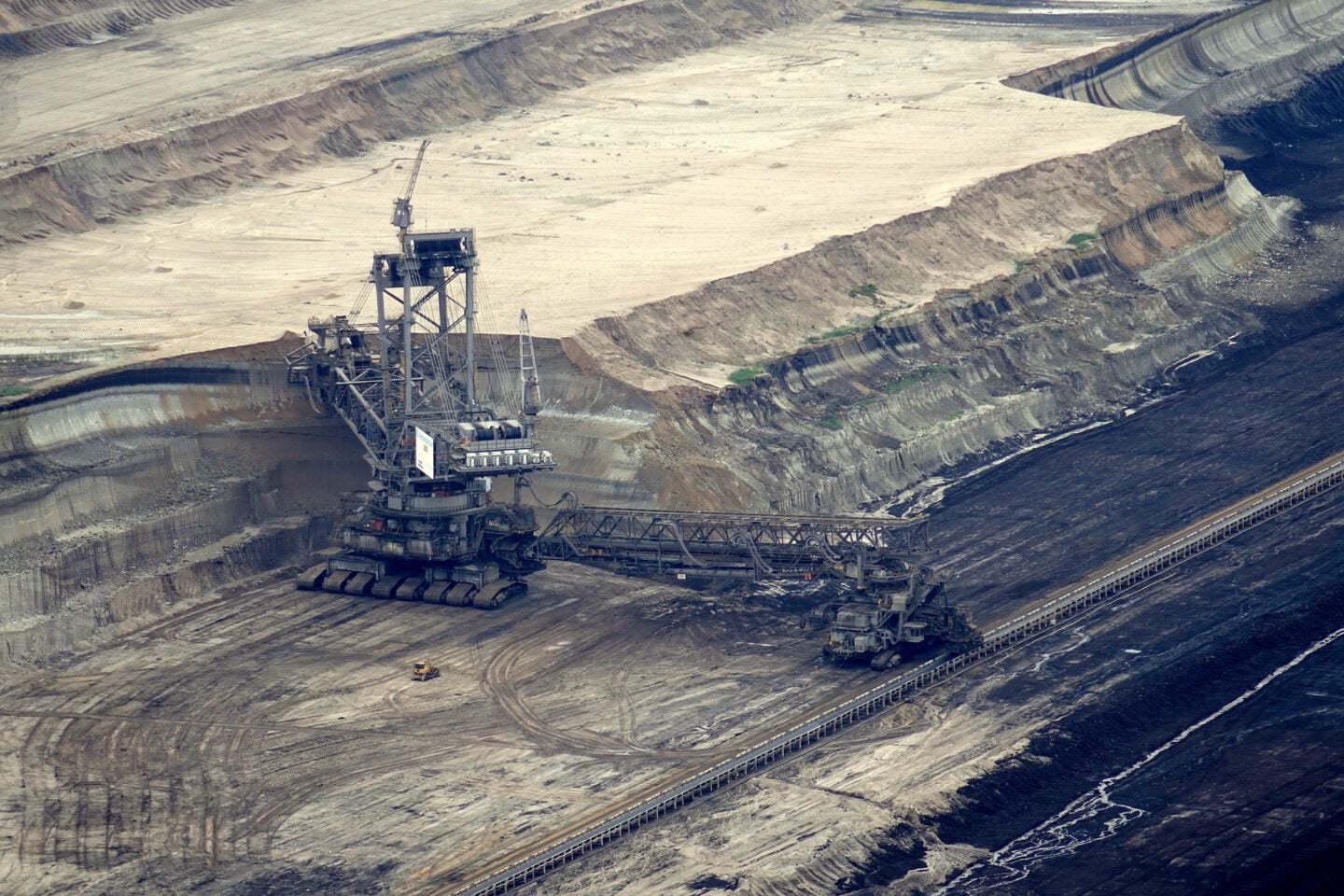 Die beiden Stahlkohleminen von Futura erhalten ein Nicken in Queensland