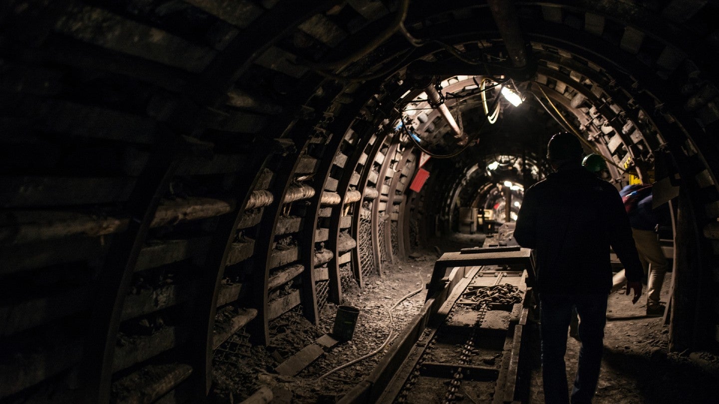 Occupational health: how mining impacts workers' well-being