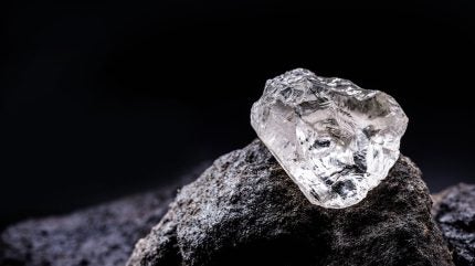 Angola seeks to purchase Anglo American’s 85% stake in De Beers  Angola seeks to purchase Anglo American’s 85% stake in De Beers
