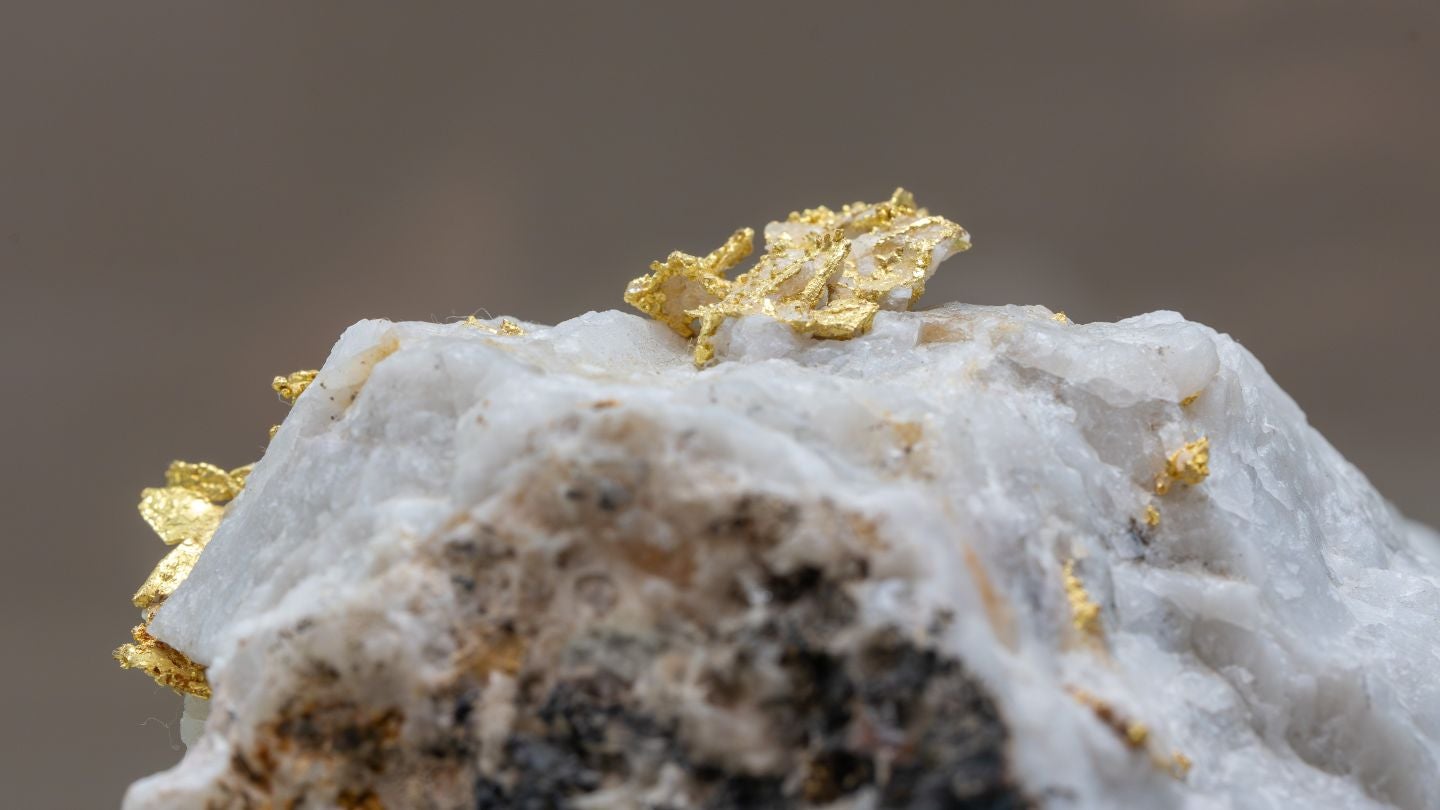 Solstice Gold finds high-grade gold and polymetallic deposits in Ontario