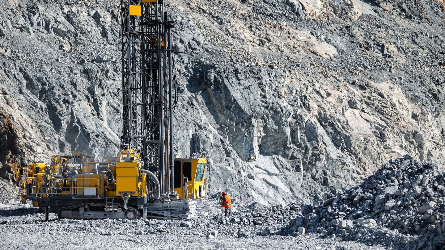 Kenorland Completes Drill Program
