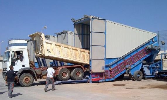 Samson® Mobile Material Feeder